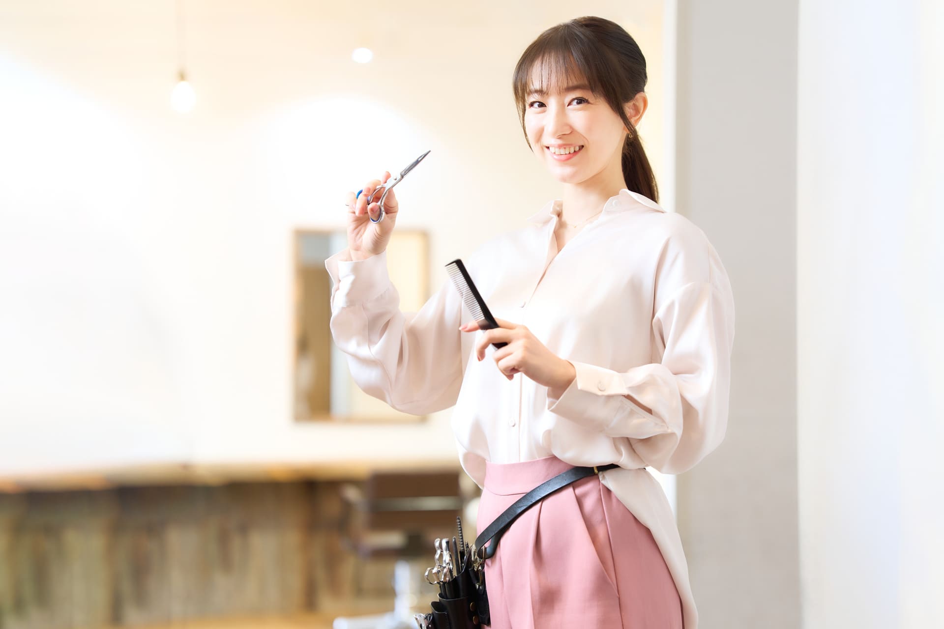 正社員で安定 | 愛知県稲沢で美容師の求人ならLu-ce by AZ HAIR